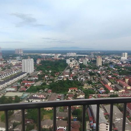 Cmk Apartmen Mutiara Tower 3 Bedroom Kota Bharu#Netflix 외부 사진