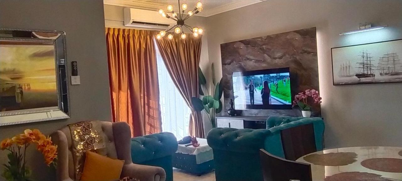 Cmk Apartmen Mutiara Tower 3 Bedroom Kota Bharu#Netflix 외부 사진